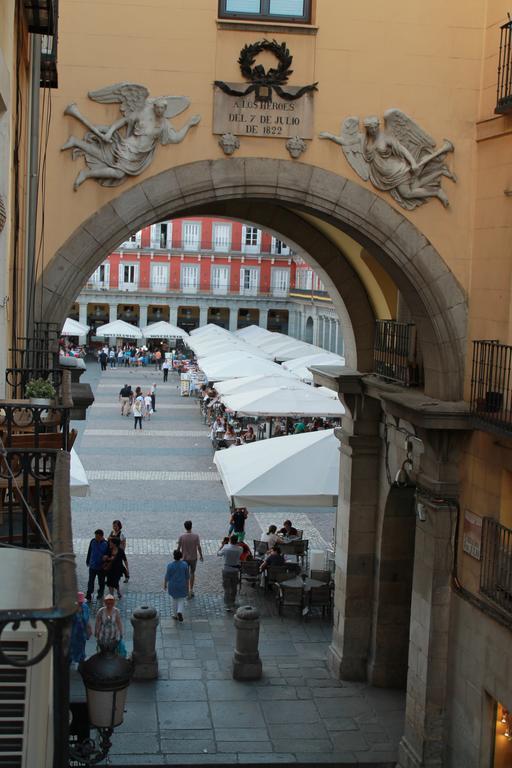 7 De Julio, Plaza Mayor Apartamento Madrid